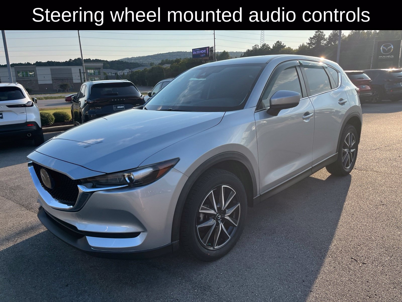 Used 2018 MAZDA CX-5 Touring w/ Preferred Equipment Package FWD image 8