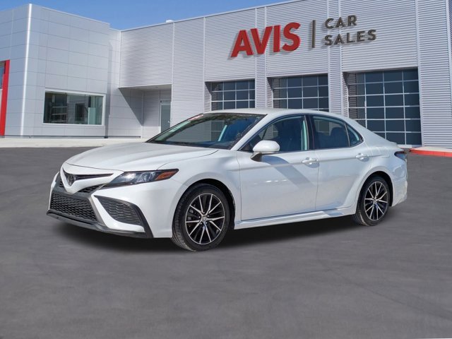 Used 2024 Toyota Camry SE