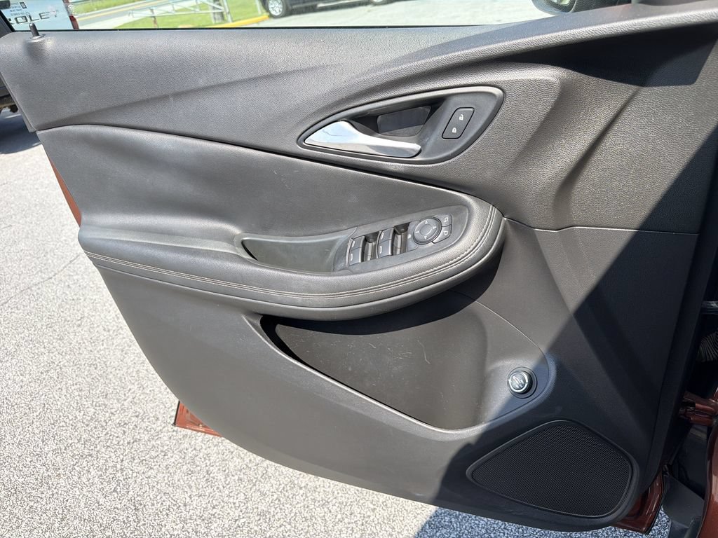Used 2020 Buick Encore GX Select FWD image 26