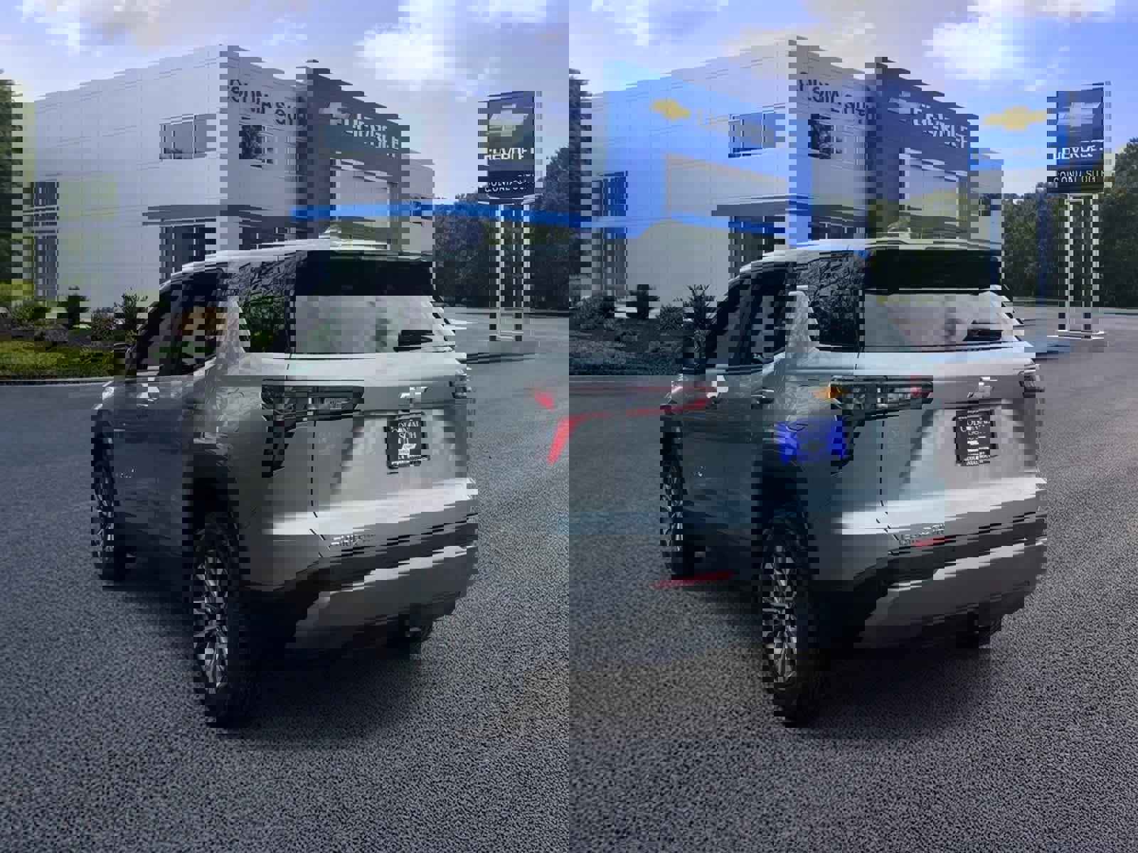 Certified 2025 Chevrolet Equinox LT w/ Safety and Technology Package AWD/4WD image 4