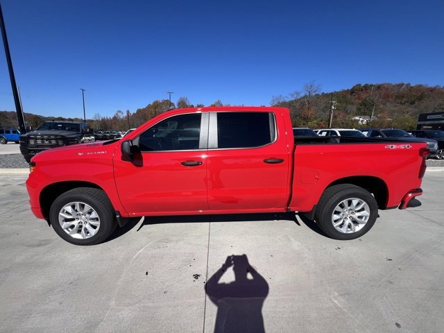 Used 2025 Chevrolet Silverado 1500 Custom image 7