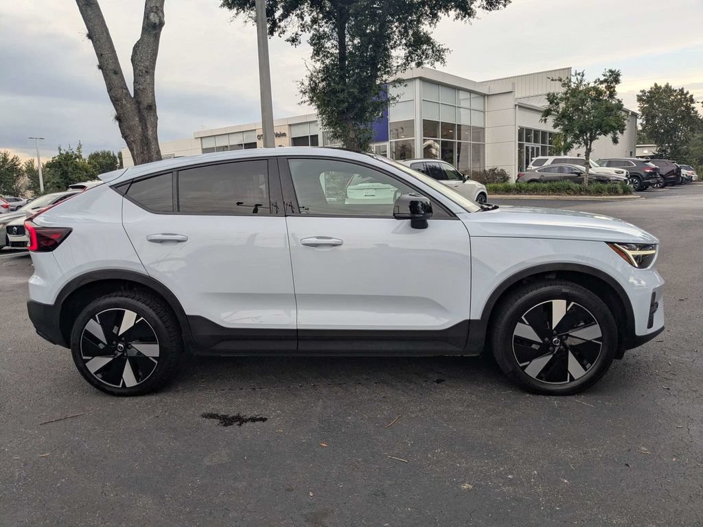 Certified 2024 Volvo C40 Recharge Core AWD/4WD image 7