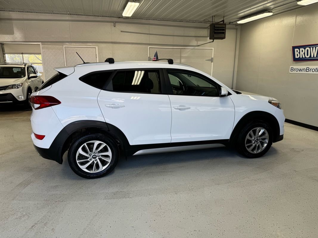 Used 2017 Hyundai Tucson Eco w/ Cargo Package AWD/4WD image 7