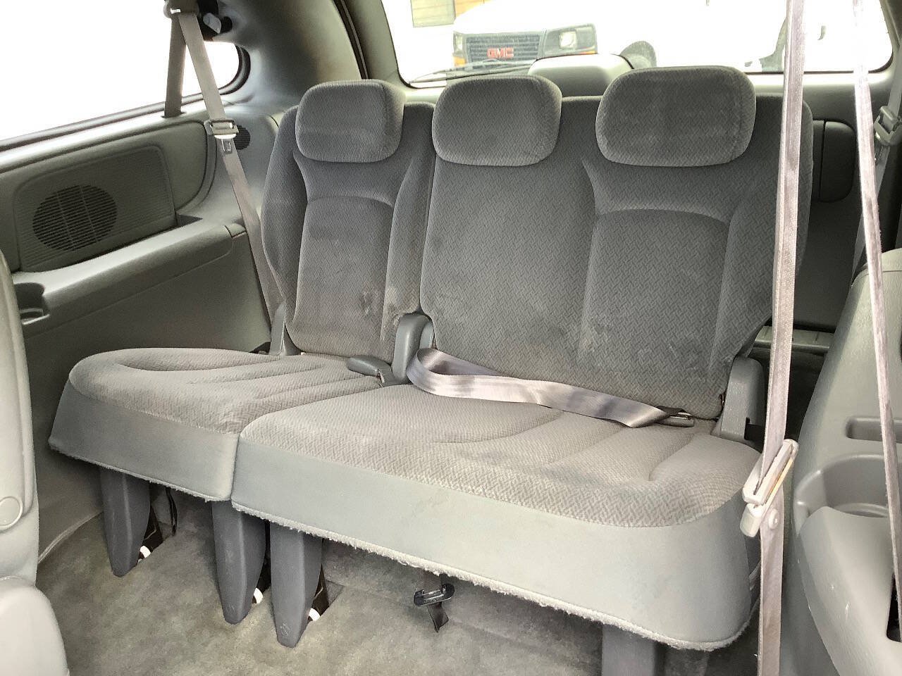 Used 2006 Chrysler Town & Country LX w/ Popular Equipment Group II FWD image 22