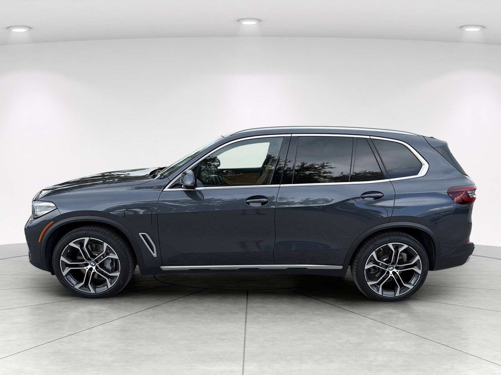 Used 2021 BMW X5 xDrive45e AWD/4WD image 7