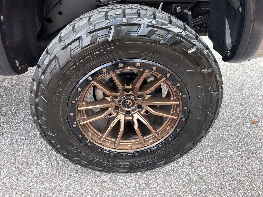 Used 2020 Nissan Titan PRO-4X w/ Pro-4x Convenience Package AWD/4WD image 48