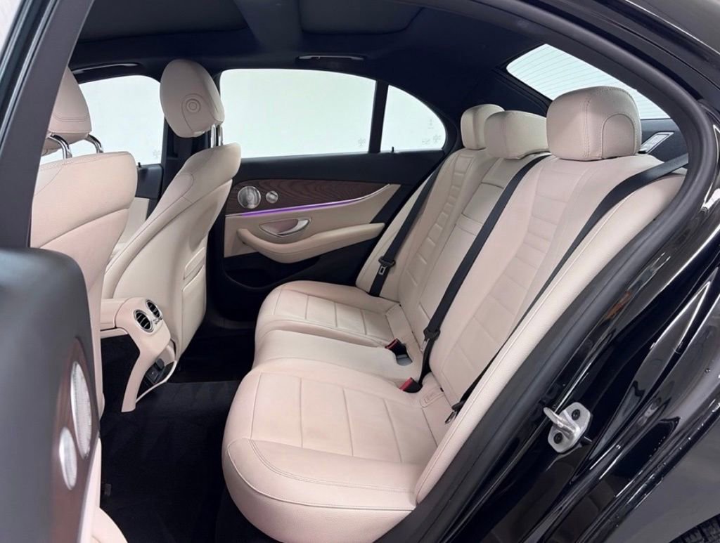 Used 2021 Mercedes-Benz E 350 4MATIC Sedan image 16