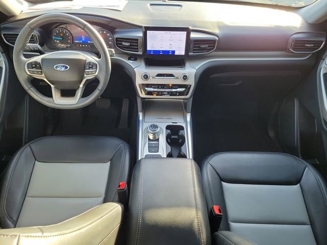 Used 2023 Ford Explorer XLT w/ Equipment Group 202A image 15