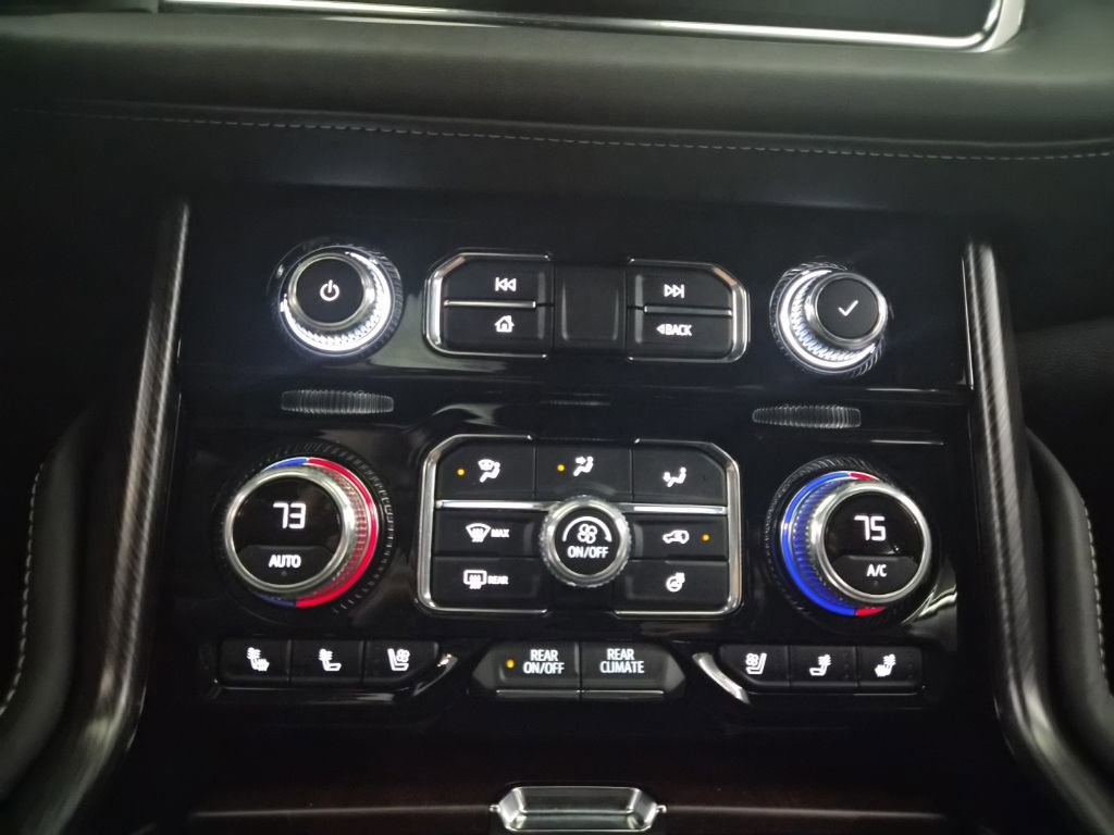 Used 2023 GMC Yukon XL Denali Ultimate image 32