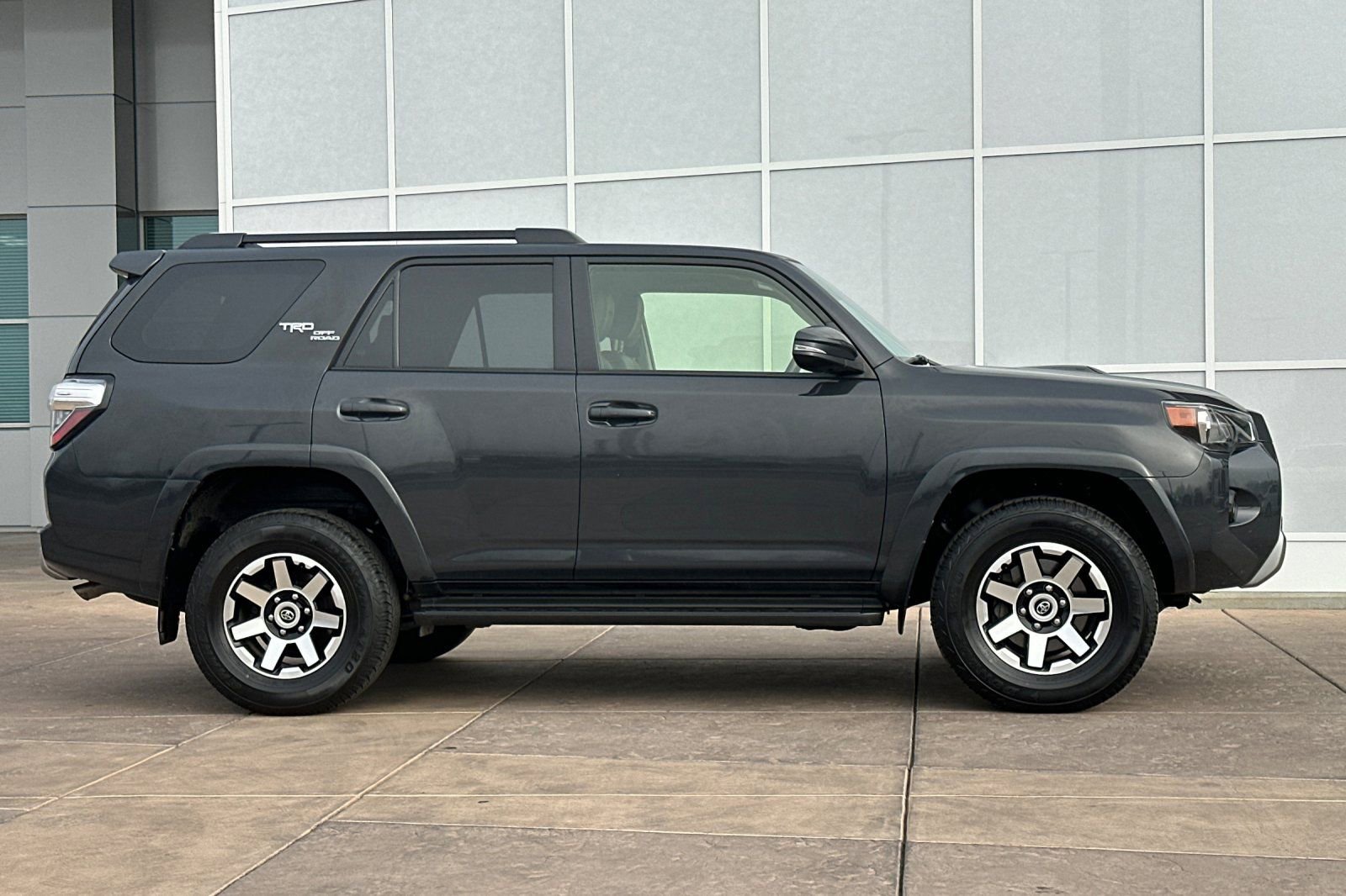 Certified 2024 Toyota 4Runner TRD Off-Road Premium image 3
