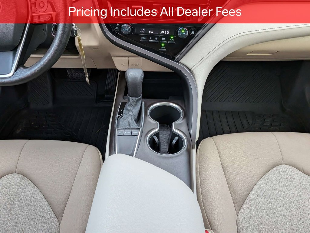 Used 2022 Toyota Camry LE FWD image 19