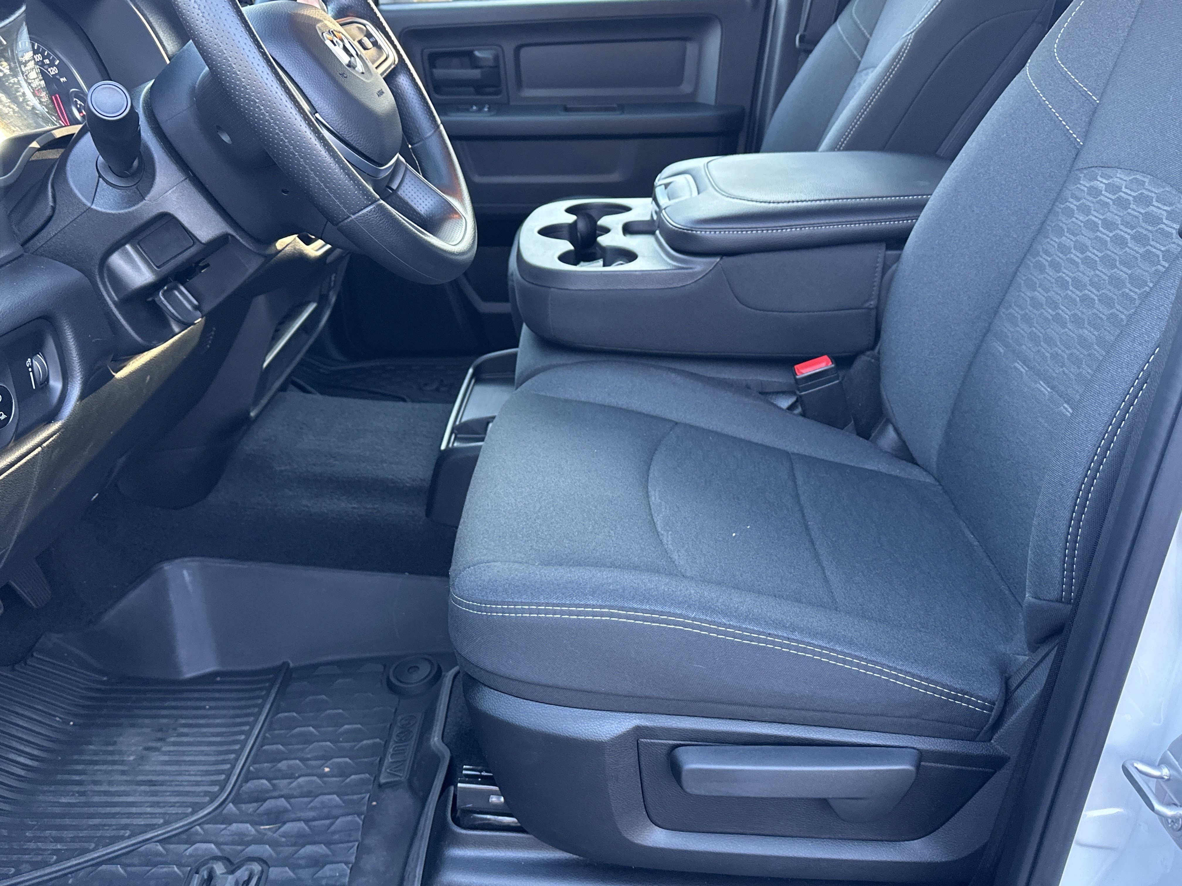 Used 2025 RAM 3500 Tradesman image 9