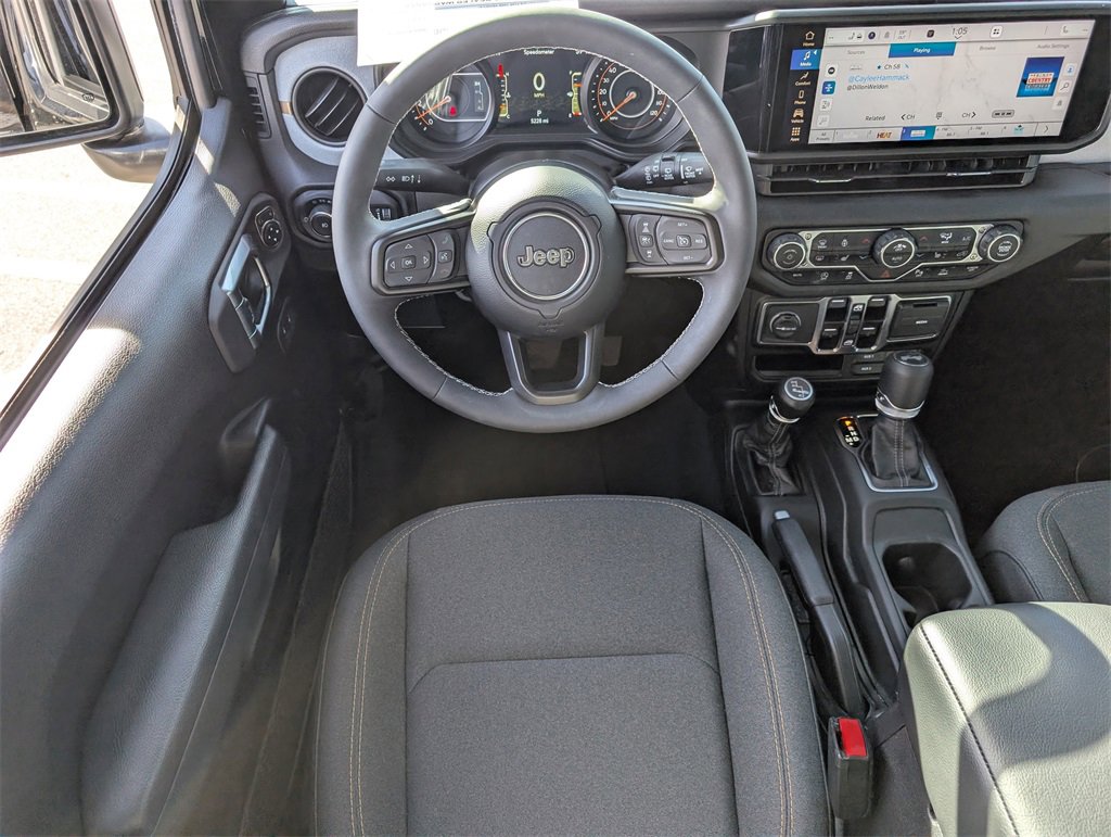 Used 2025 Jeep Wrangler Sport S image 15