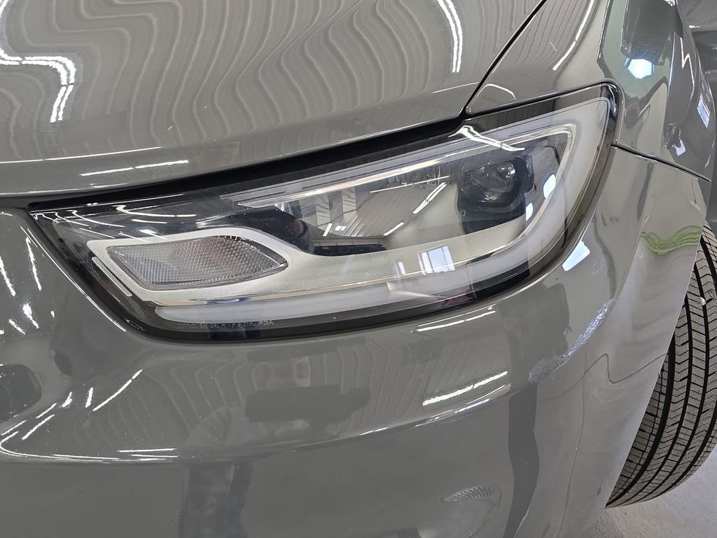Certified 2023 Chrysler Pacifica Touring-L FWD image 33