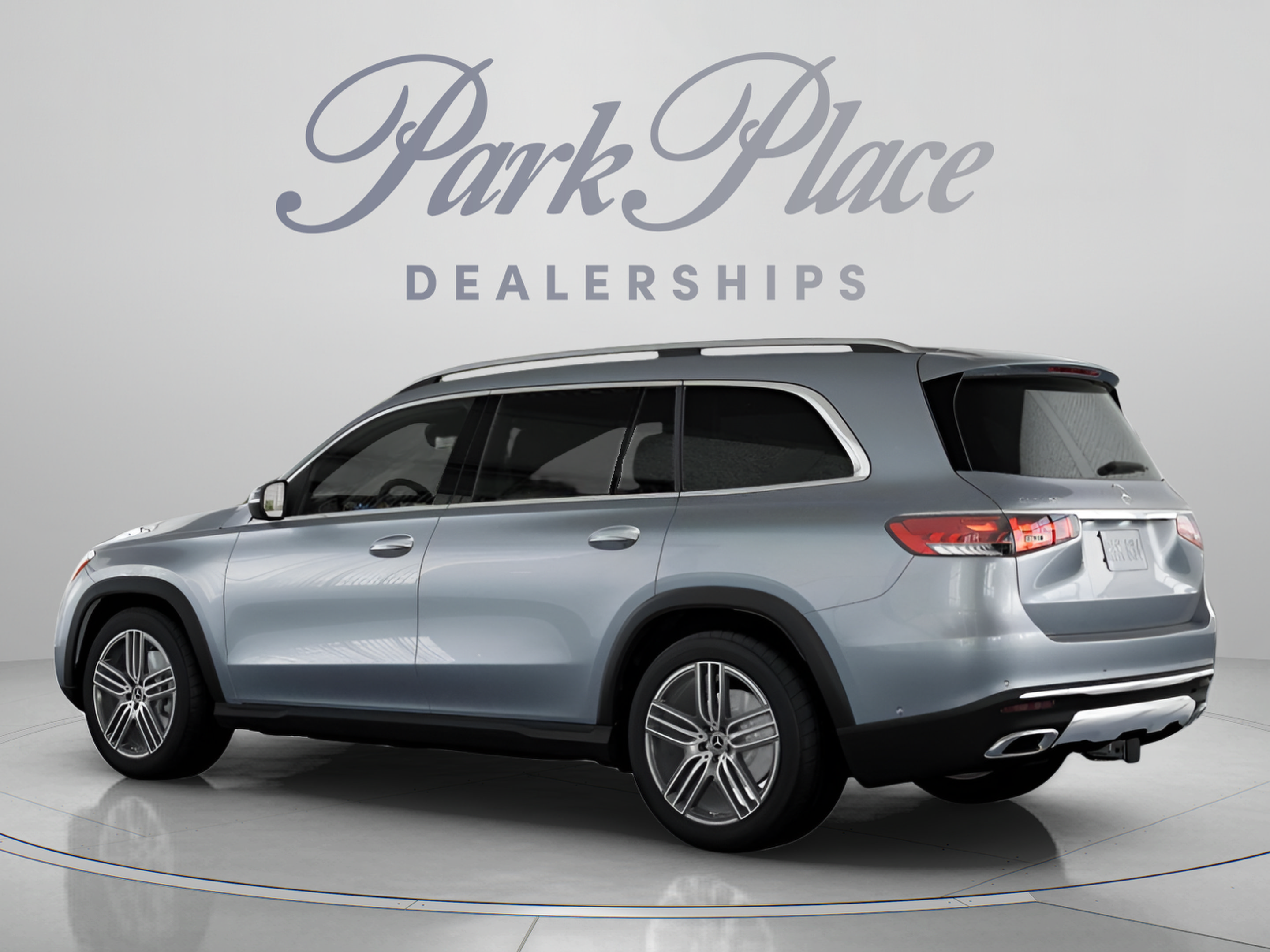 Used 2026 Mercedes-Benz GLS 450 4MATIC image 11