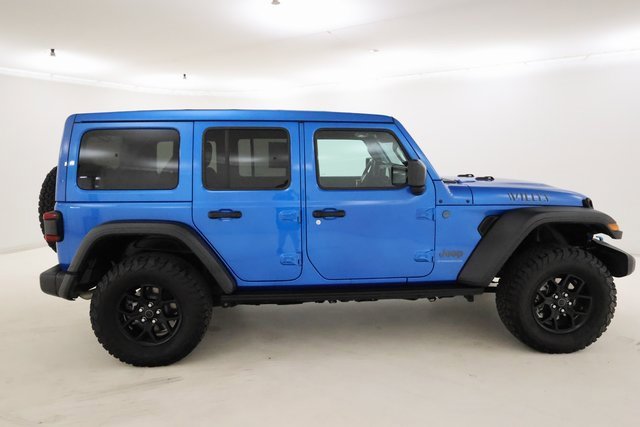 Used 2024 Jeep Wrangler Unlimited image 2