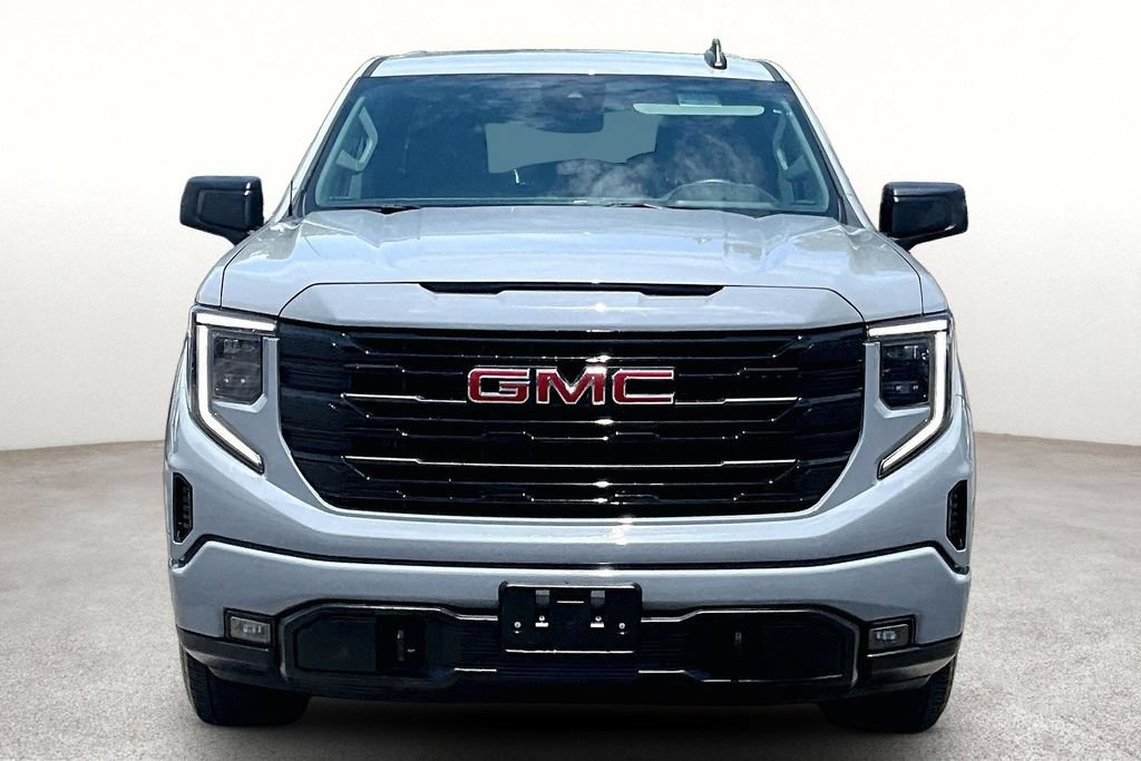 Used 2024 GMC Sierra 1500 Elevation AWD/4WD image 4