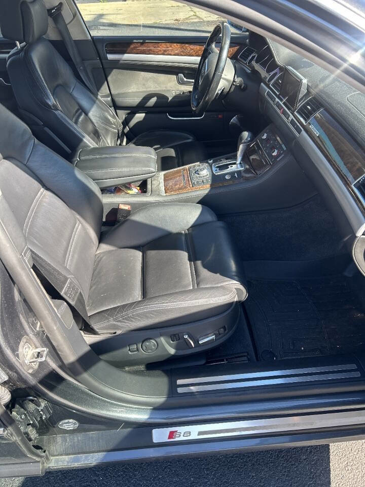 Used 2008 Audi S8 AWD/4WD image 9