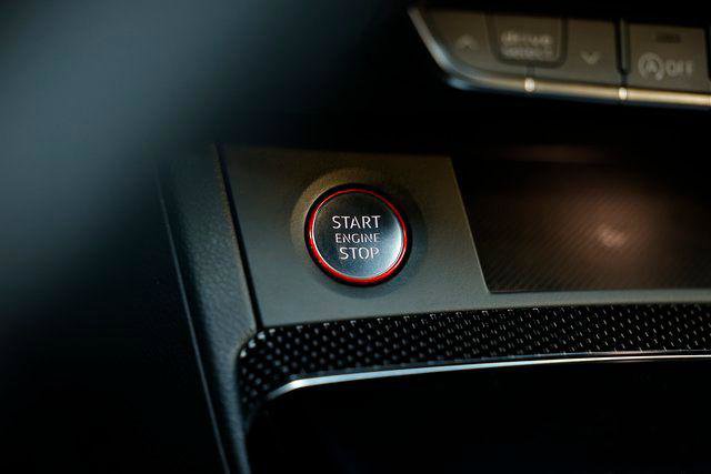 Certified 2024 Audi SQ5 Premium image 38