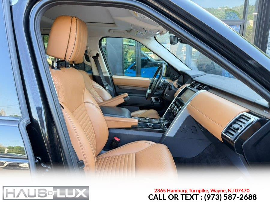 Used 2018 Land Rover Discovery HSE Luxury AWD/4WD image 19