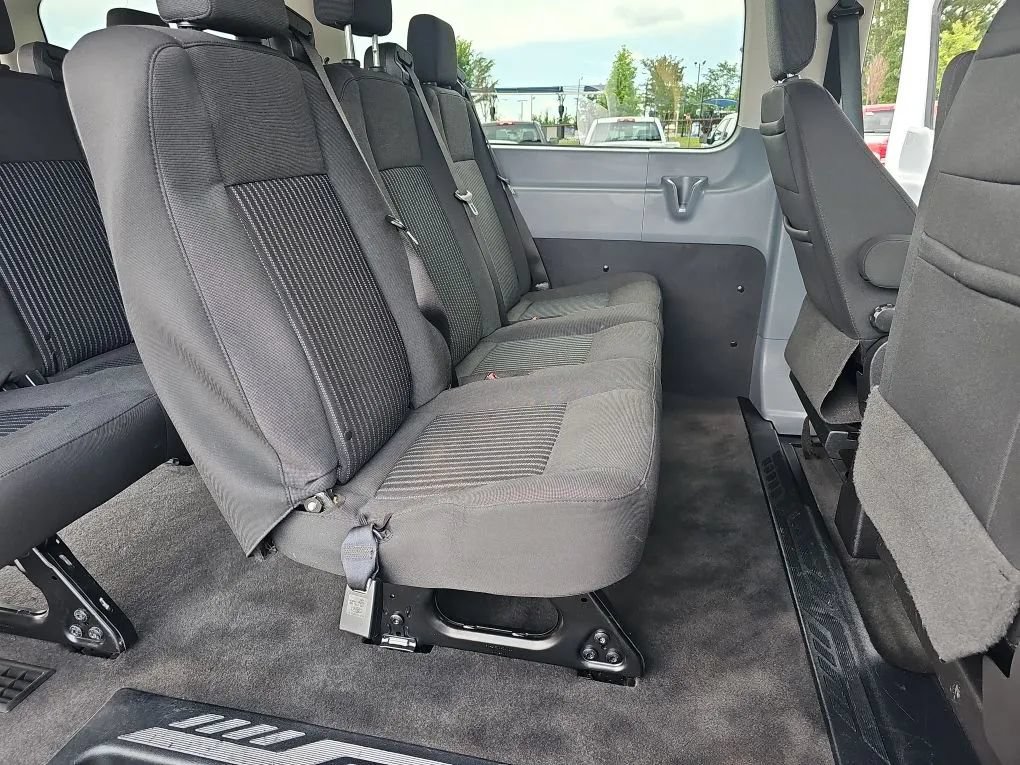 Used 2018 Ford Transit 150 XL RWD image 14