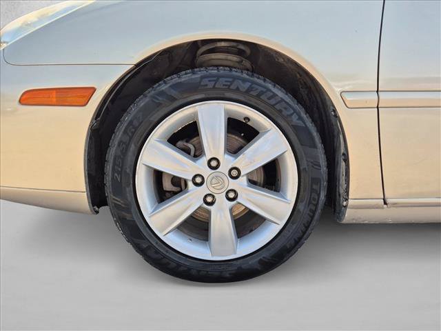 Used 2005 Lexus ES 330 FWD image 9