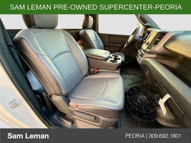 Used 2023 RAM 5500 Tradesman w/ Electrical Accessory Group image 21