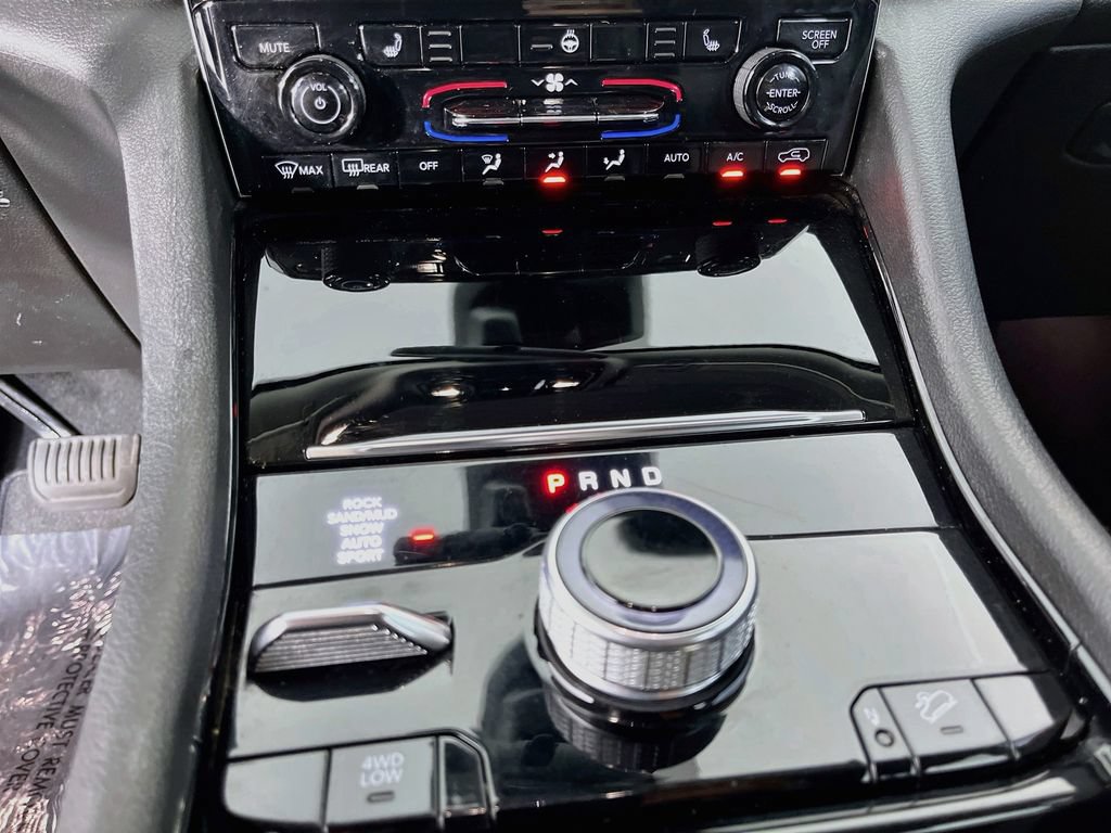 Used 2023 Jeep Grand Cherokee 4WD 4xe image 23