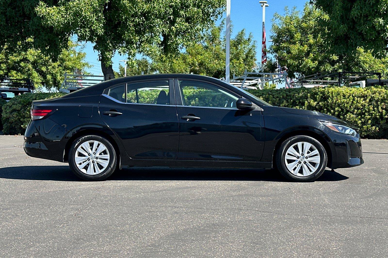 Certified 2024 Nissan Sentra S FWD image 2