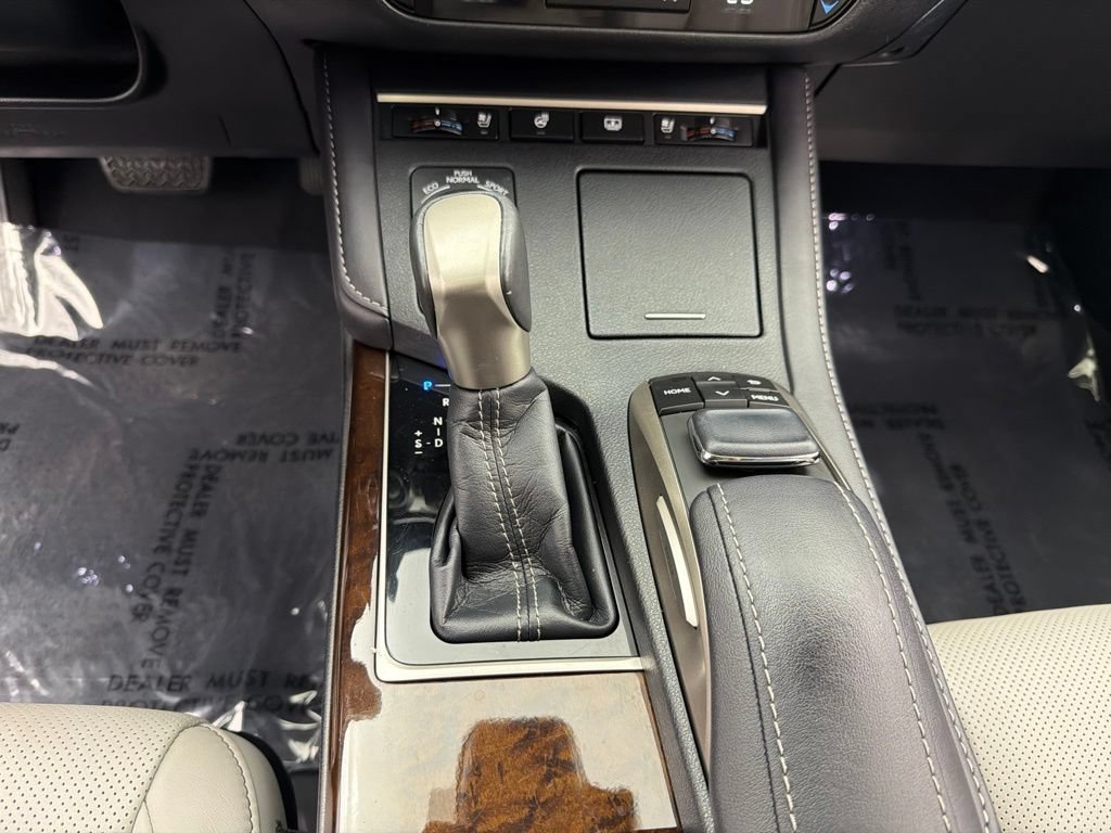 Used 2017 Lexus ES 350 w/ Luxury Package FWD image 14