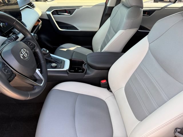 Used 2023 Toyota RAV4 Limited AWD/4WD image 10