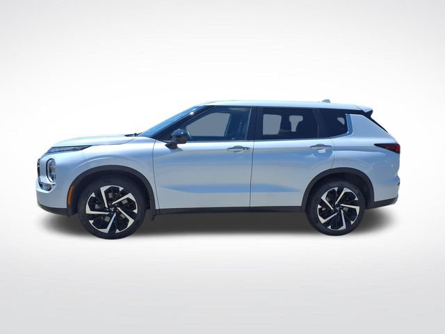Used 2024 Mitsubishi Outlander SE FWD image 2