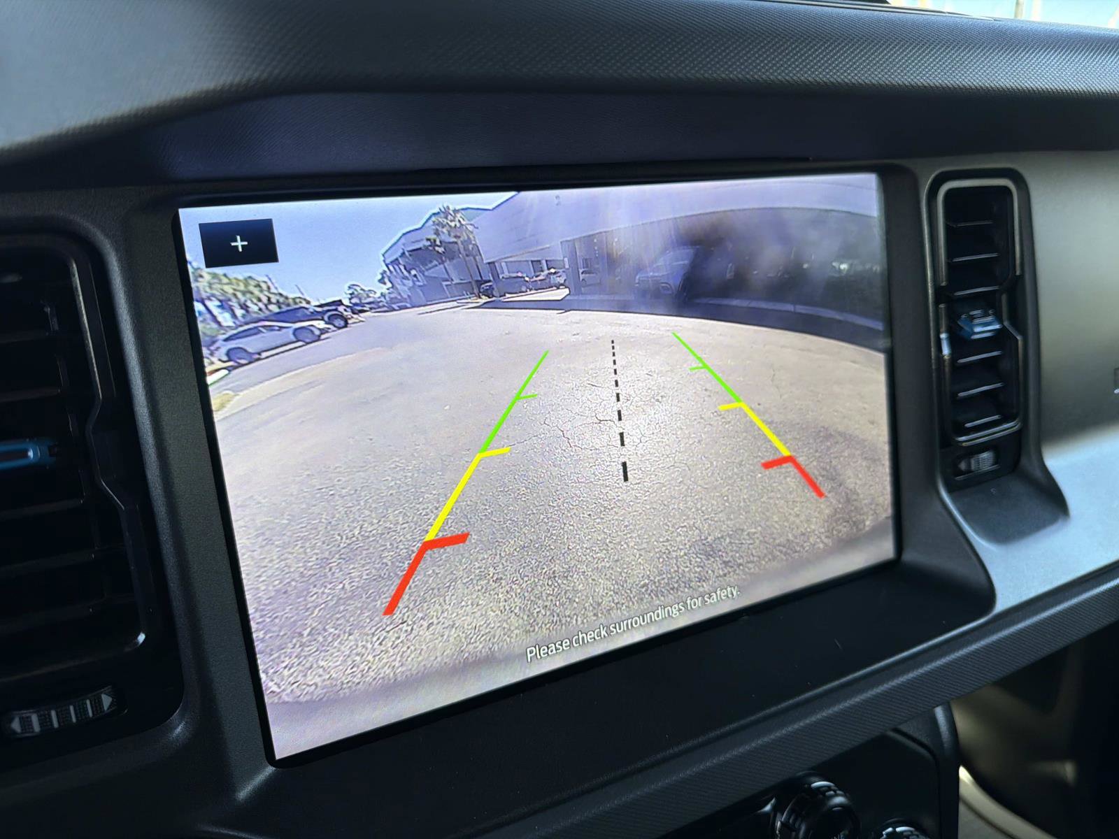 Used 2024 Ford Bronco Black Diamond image 40