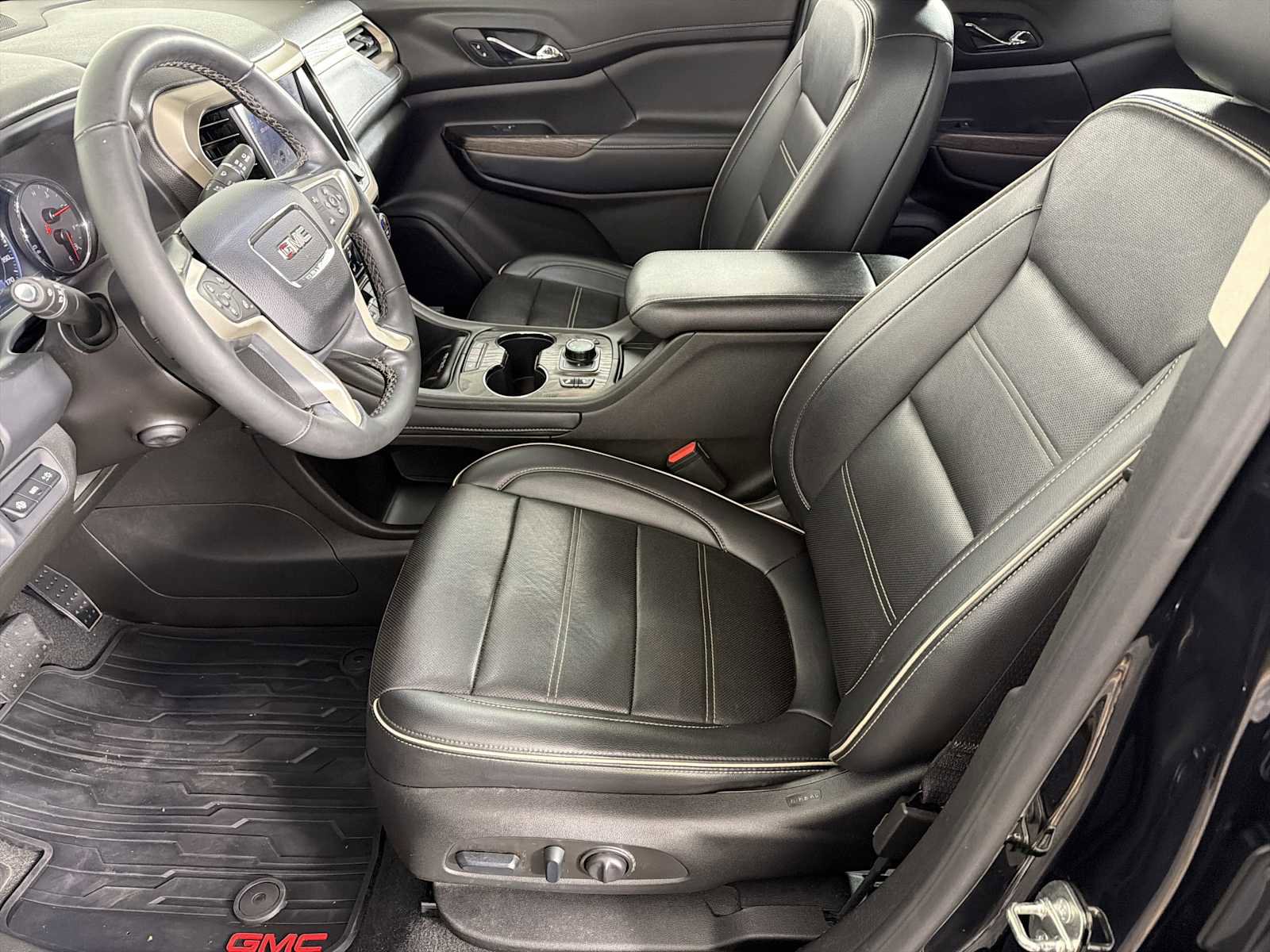 Certified 2023 GMC Acadia Denali w/ Trailering Package image 14