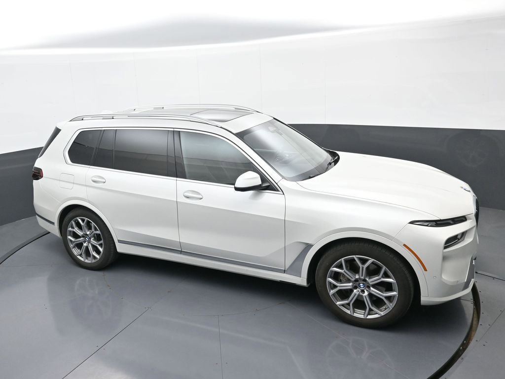 Used 2025 BMW X7 xDrive40i image 31