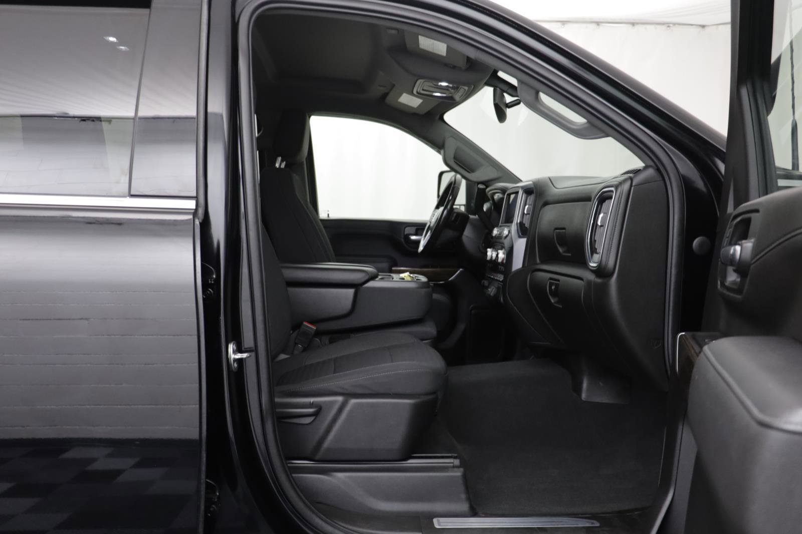 Used 2021 GMC Sierra 2500 SLE w/ Gooseneck/5TH Wheel Package image 19