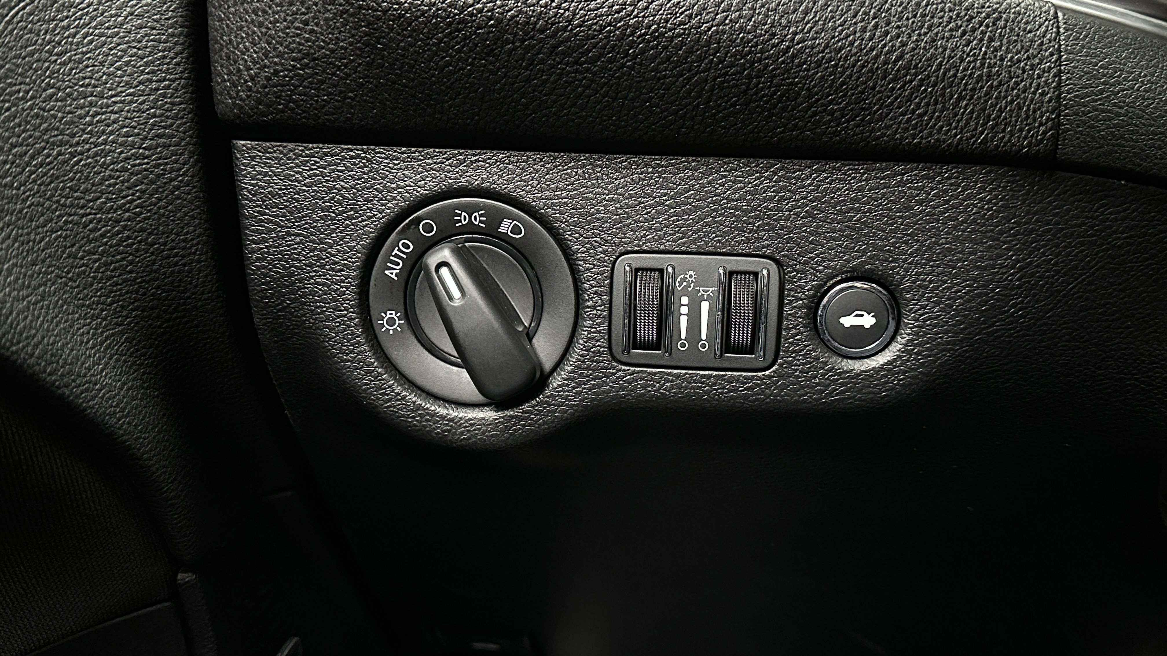 Used 2023 Dodge Challenger GT RWD image 24
