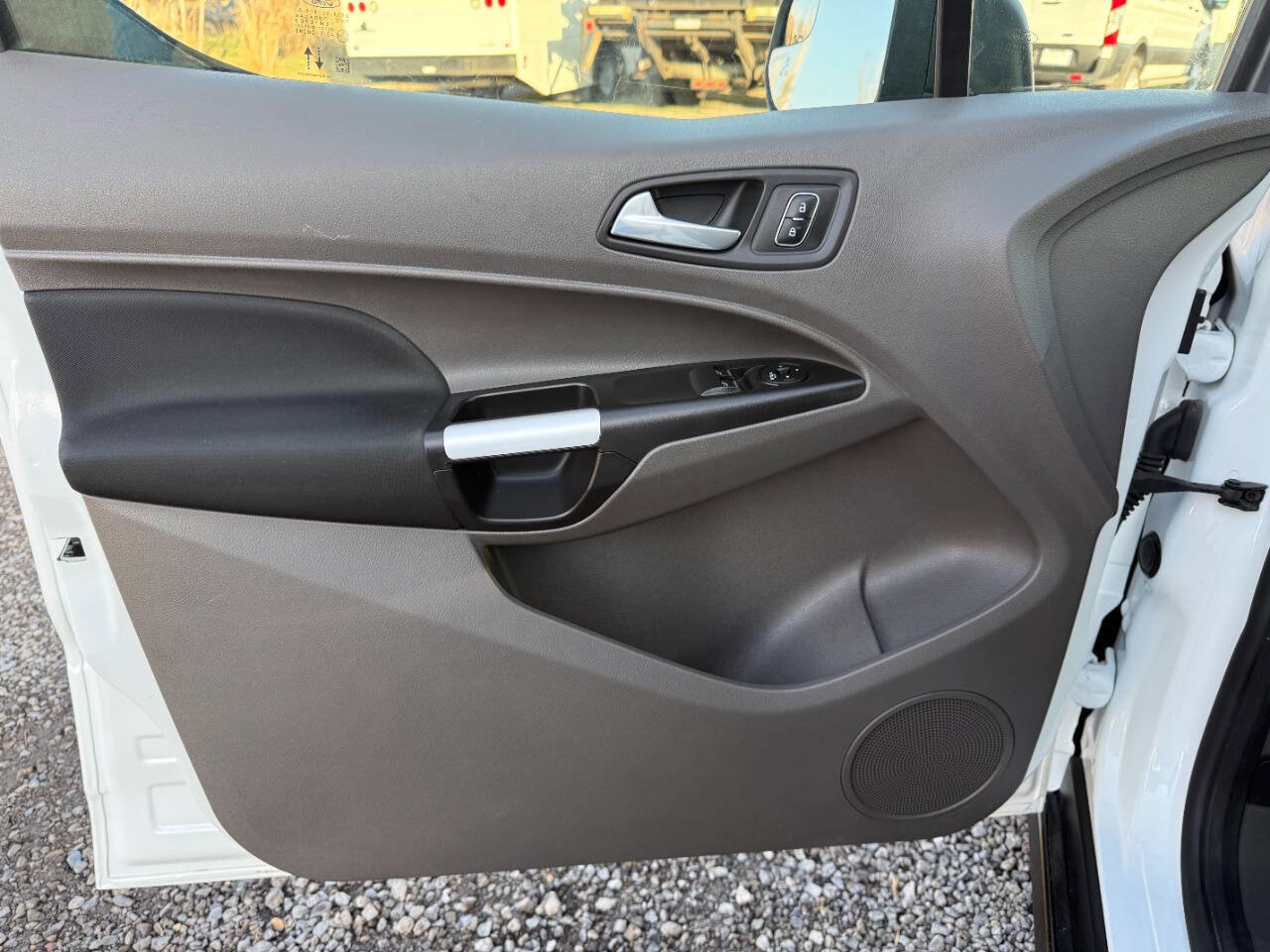 Used 2021 Ford Transit Connect XLT image 28