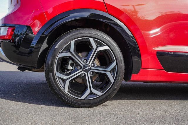 Certified 2023 Kia Niro EX Touring image 8
