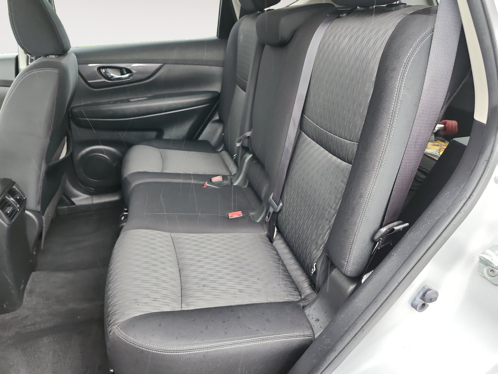 Used 2020 Nissan Rogue SV AWD/4WD image 13