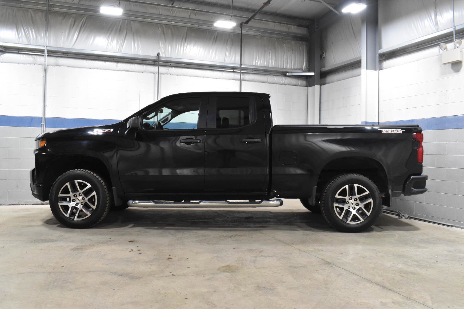 Used 2019 Chevrolet Silverado 1500 Custom Trail Boss w/ Custom Convenience Package AWD/4WD image 23