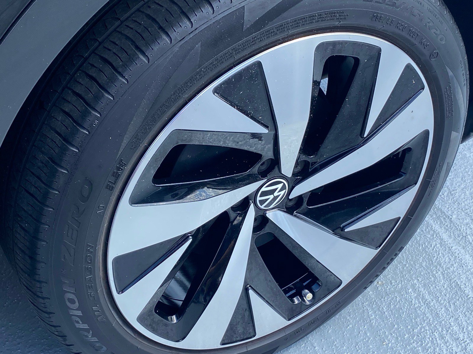 Used 2022 Volkswagen ID.4 Pro S AWD/4WD image 21