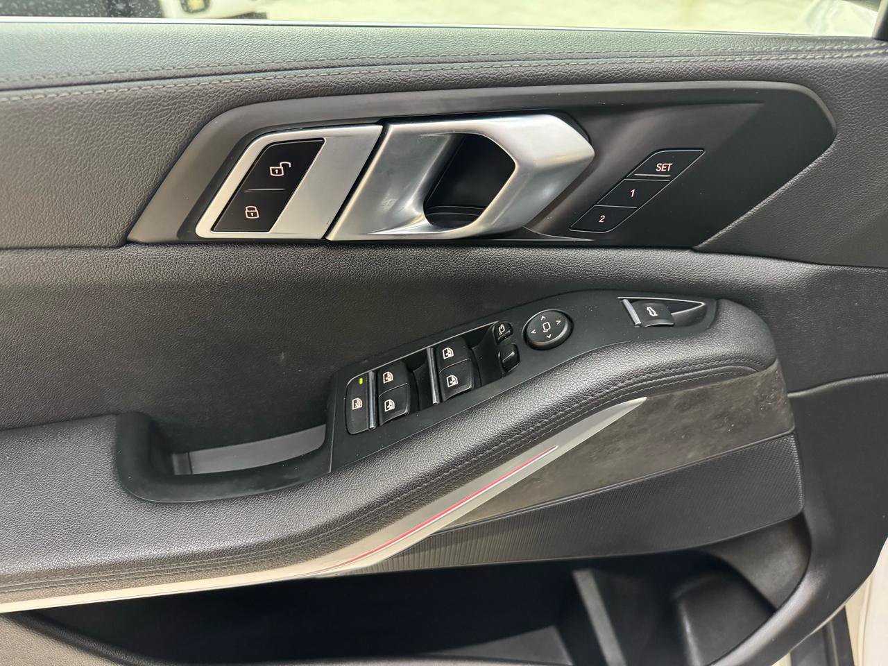 Used 2022 BMW X5 xDrive40i AWD/4WD image 19