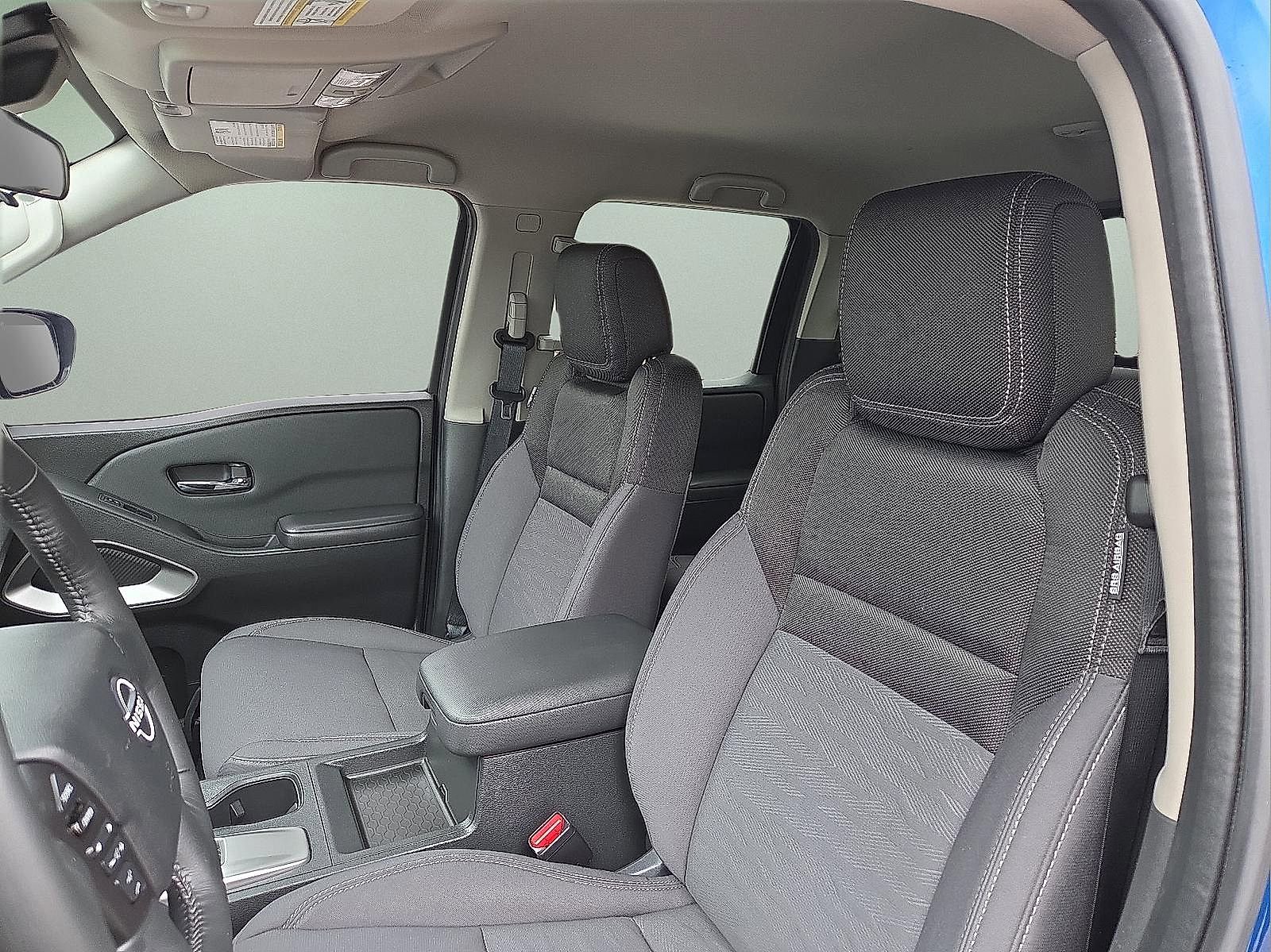 Used 2024 Nissan Frontier SV w/ SV Convenience Package RWD image 13