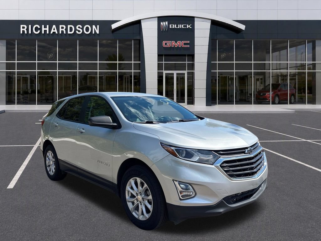 Used 2021 Chevrolet Equinox LS w/ LS Convenience Package AWD/4WD image 8