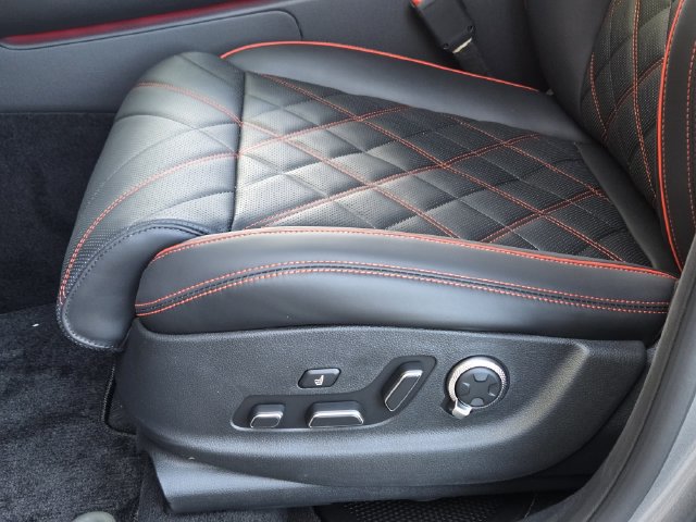 New 2027 Genesis GV70 2.5T Sport Prestige AWD/4WD image 19