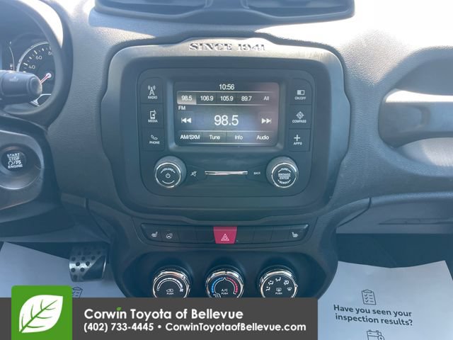 Used 2016 Jeep Renegade Latitude w/ Cold Weather Group AWD/4WD image 12