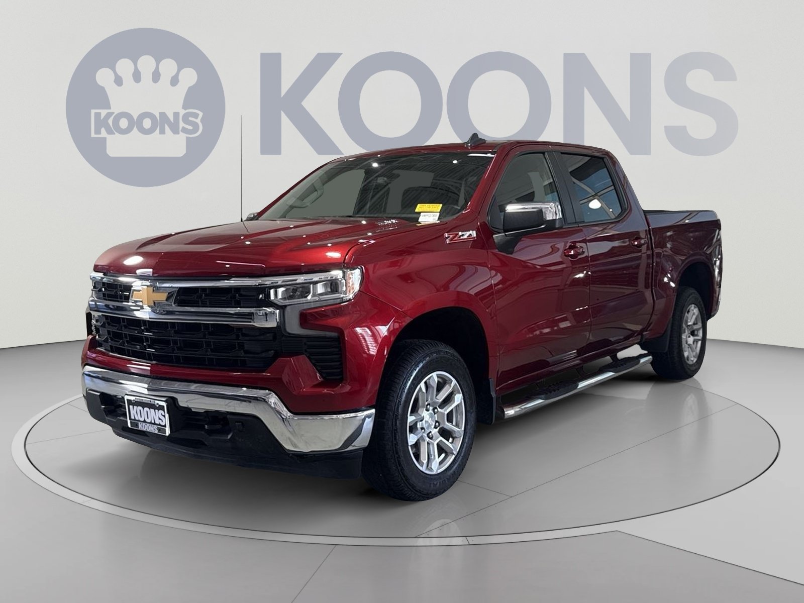Used 2023 Chevrolet Silverado 1500 LT AWD/4WD image 1