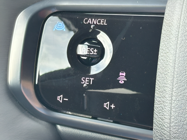 New 2026 Nissan Armada PRO-4X w/ Captain's Chari Seat Package AWD/4WD image 39