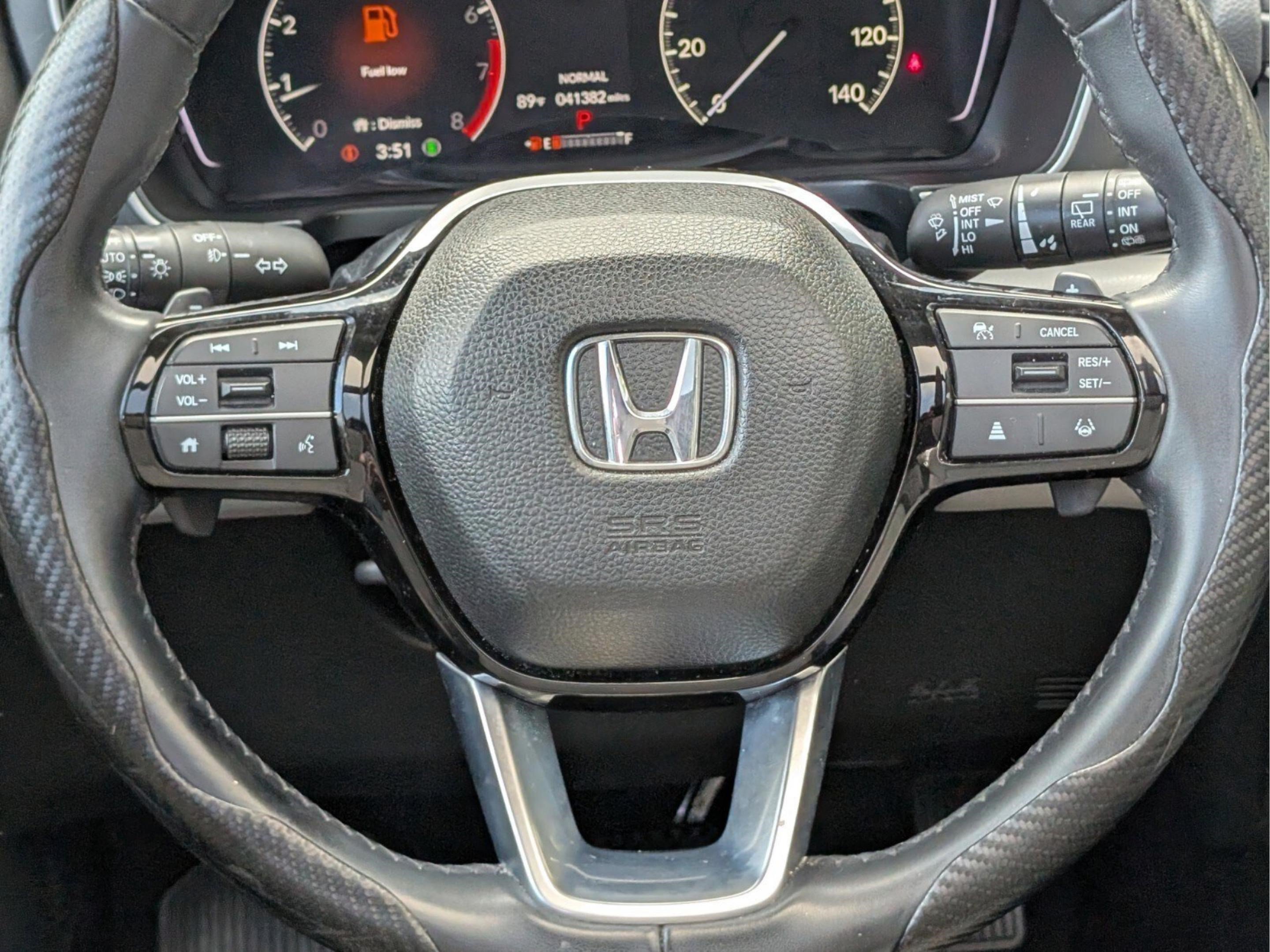 Used 2023 Honda Pilot Touring image 33